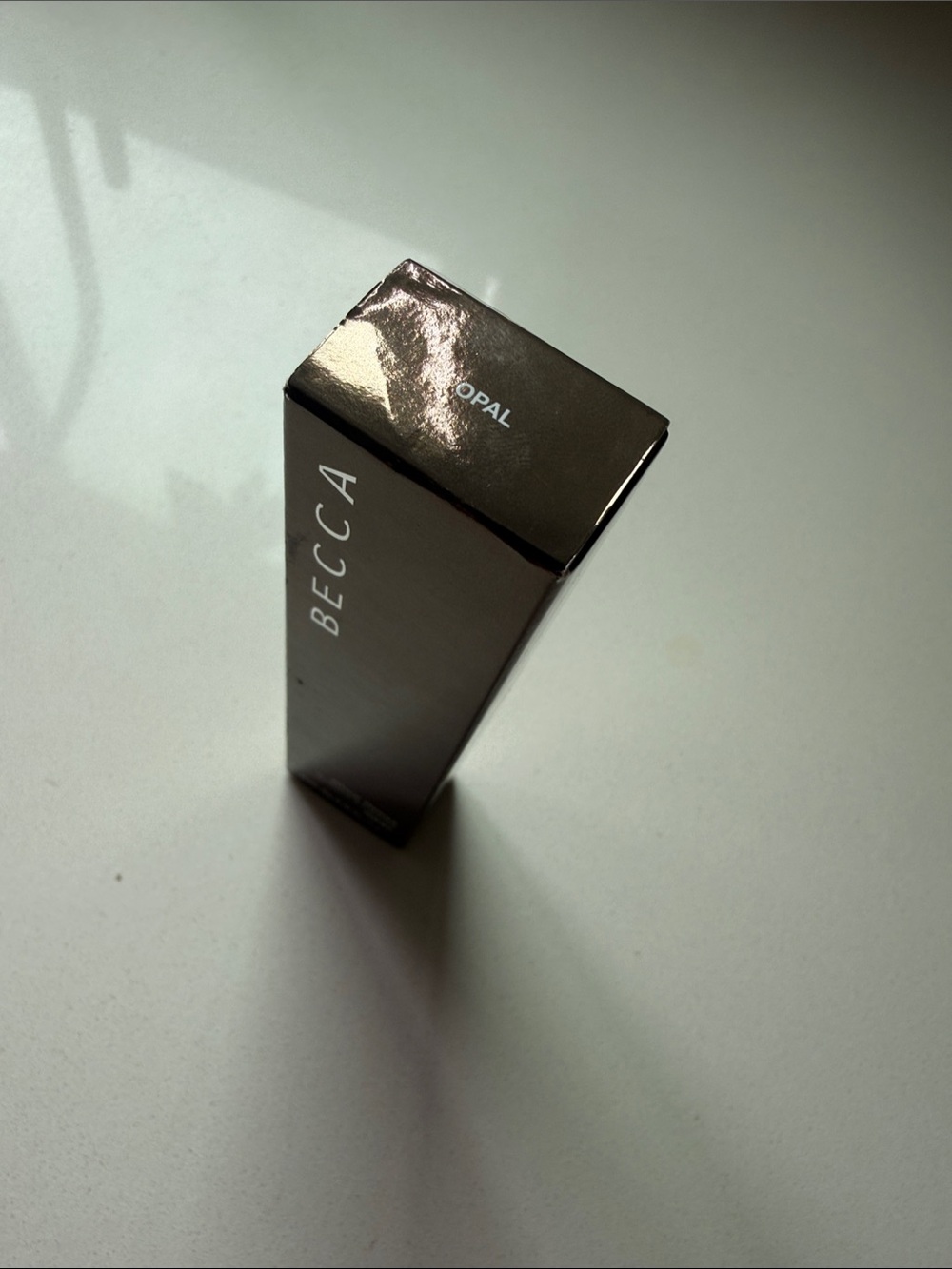✨NEW IN BOX BECCA OPAL GLOW GLOSS